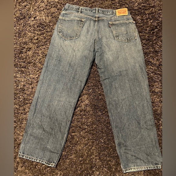 Levi Strauss 550’s Men’s Size 40x30 100% Cotton Denim Blue Jeans EUC - Picture 2 of 6